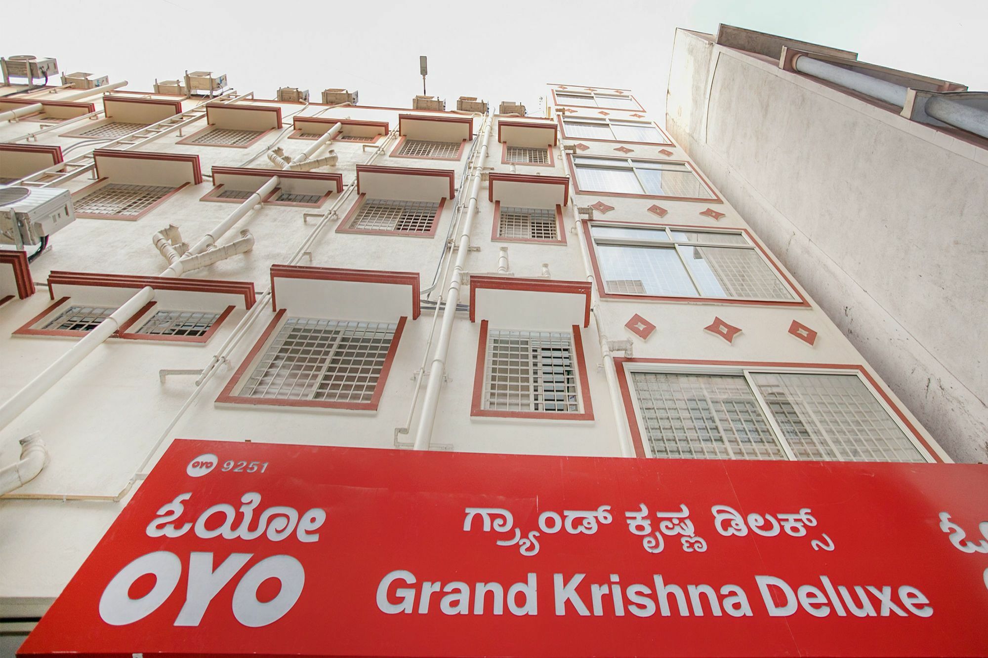 Fabexpress Grand Krishna Deluxe Hotel Bangalore Exterior foto